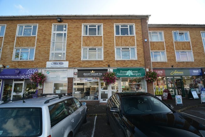 14 Hermitage Parade, High Street, Ascot, Office To Let - Picture1.jpg