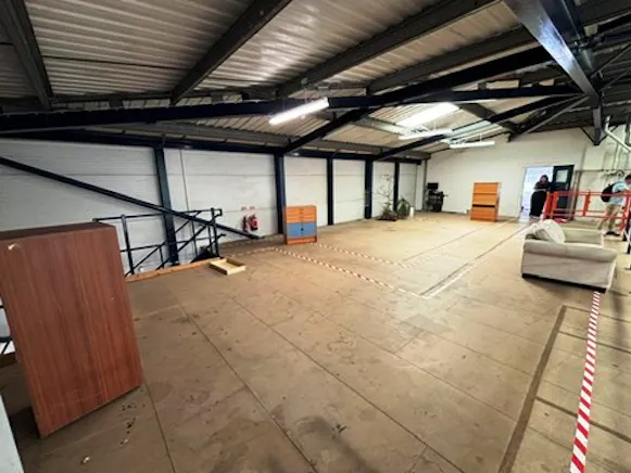 Unit E The Loddon Centre, Basingstoke, Industrial To Let - LCEPicture07 - 23 06 2026.jpg