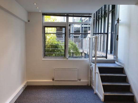 Worlds End Studios, 132-134 Lots Road, Chelsea, Office To Let - 2.jpg