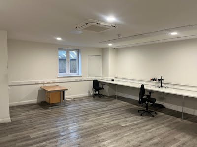 Park Avenue, Industrial / Industrial / Storage To Let - IMG_8945.JPG
