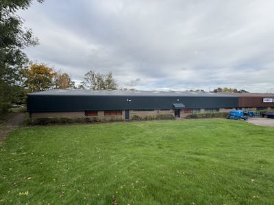 Units 4 and 5, John Baker Close, Cwmbran, Industrial To Let - IMG_0175.jpg