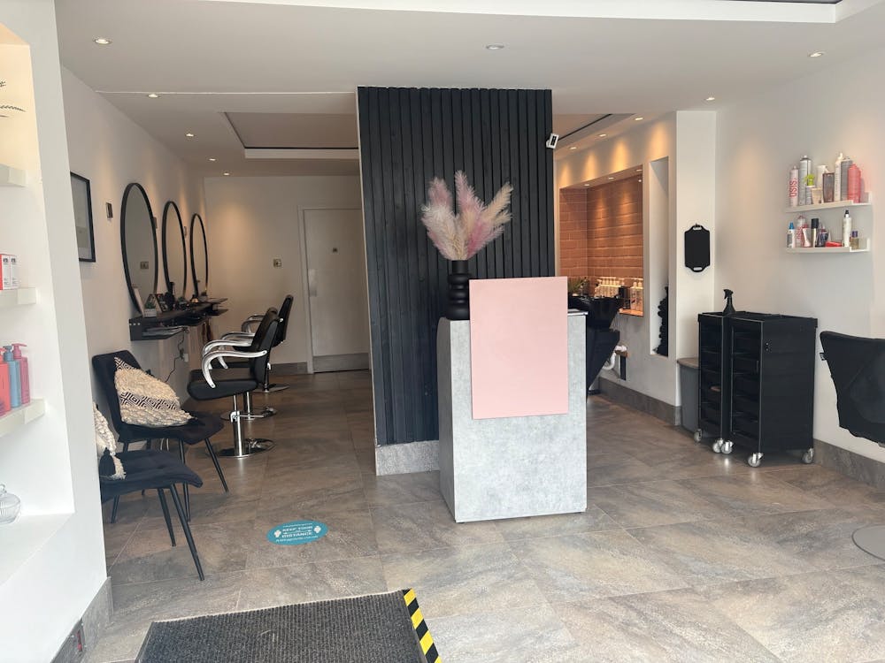Unit 3, 38 Stewart Street - Unit 3, 38 Stewart St, Milngavie  - 002.jpeg