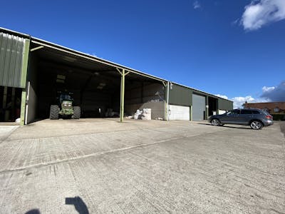 Two Newly Converted Storage Units, Amersham, Industrial To Let - OPEN UNIT.JPG