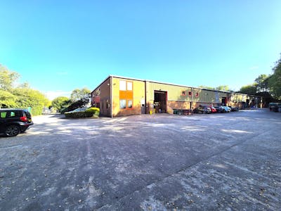 Unit 4, Woodpecker House, Brookfield Industrial Estate, Glossop, Industrial/Logistics To Let / For Sale - 20250827_085830.jpg