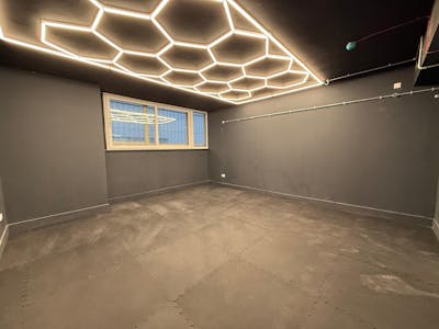 7 Eldon Way, Hockley, Gym / Leisure / Office To Let - WhatsApp Image 2026-03-04 at 17.40.12.jpeg