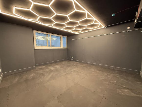 7 Eldon Way, Hockley, Leisure / Office To Let - WhatsApp Image 2026-03-04 at 17.40.12.jpeg