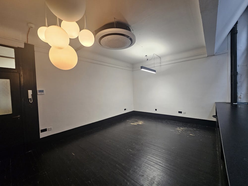 Waterloo Chambers, Glasgow, Office To Let - 20250905_091728.jpg