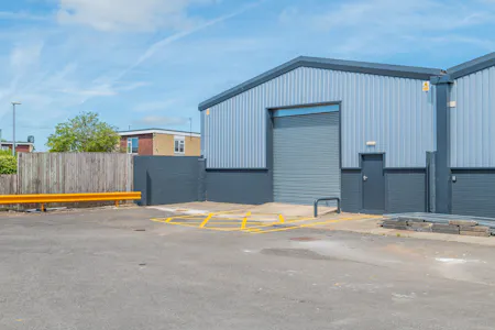 Units 1 - 3 Great Western Trade Park, Great Western Way, Swindon, Industrial / Warehouse To Let - 1-3-Great-Western-Trade-Centre,-Swindon-31.jpg