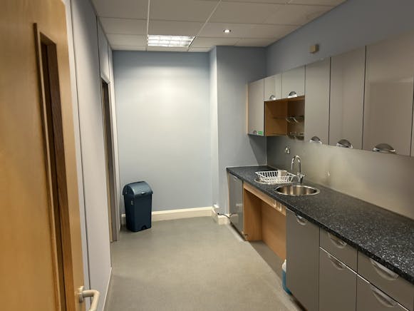 Ground Floor, Unit 2, Calder Close, Wakefield, Office To Let - IMG_7782.JPEG