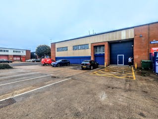 Unit 15 St. George's Industrial Estate, Kingston upon Thames, Warehouse & Industrial Lease Assignment - PXL_20241014_1317109402.jpg