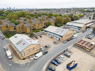 Unit 15, Falcon Court, Earlsfield, Industrial To Let - Falcon court.jpg