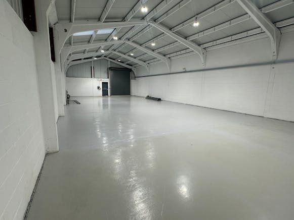 5 Craven Way, Newmarket, Industrial To Let - IMG_7254.JPG