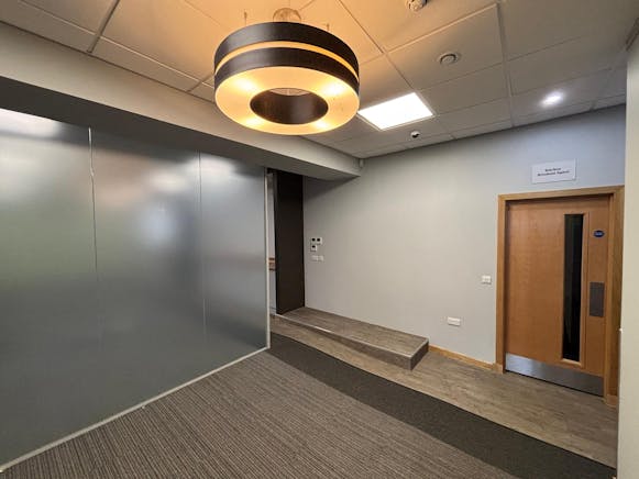 47 - 51 Glasgow Road, Glasgow, Offices / Retail To Let - PHOTO-2026-03-16-08-51-02 5.jpg