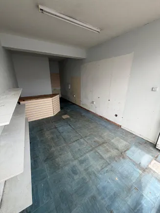 4 Station Road, Swansea, Retail To Let - 4.jpg