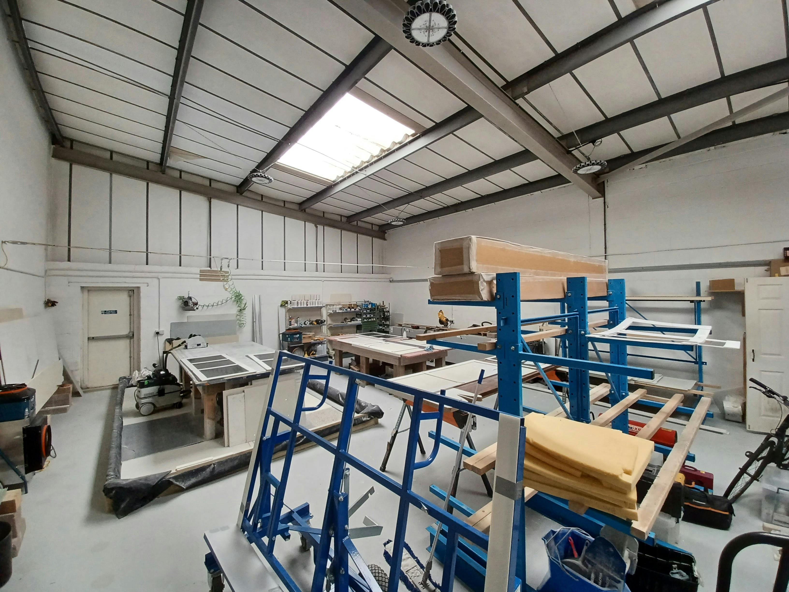 Industrial Unit in Bournemouth - photo 4