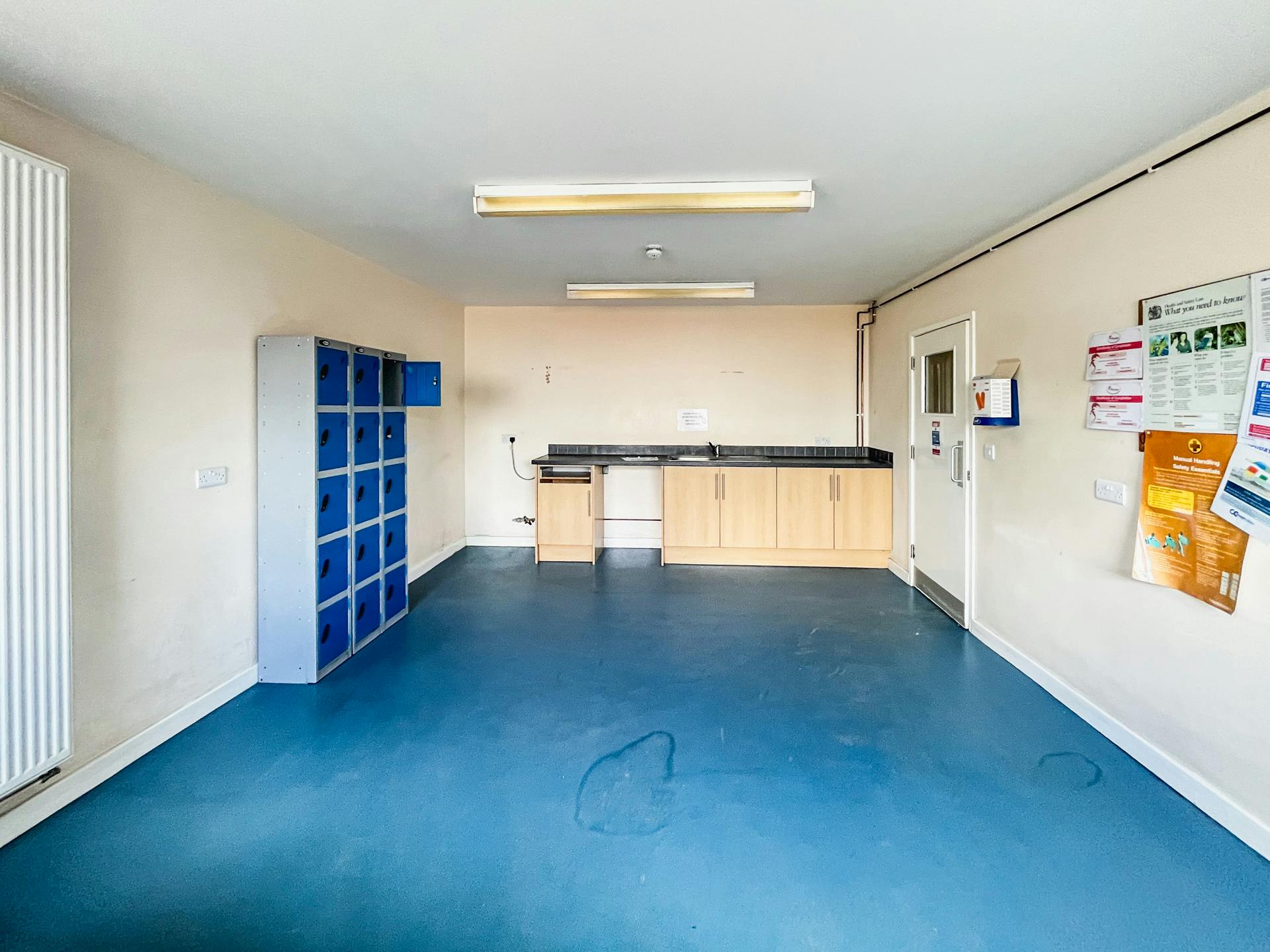 Industrial Unit in Blandford Forum - photo 4