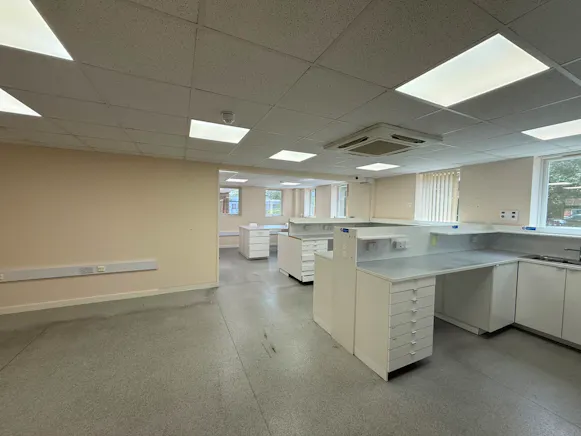 3 Walls Yard, Rochford, Office To Let - 54702a52-8f03-413f-9f3d-72925e0ee501.jpg