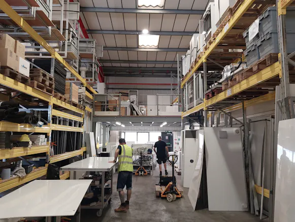 Unit 12b, The Western Centre, Bracknell, Industrial To Let - 20260629_104736.jpg