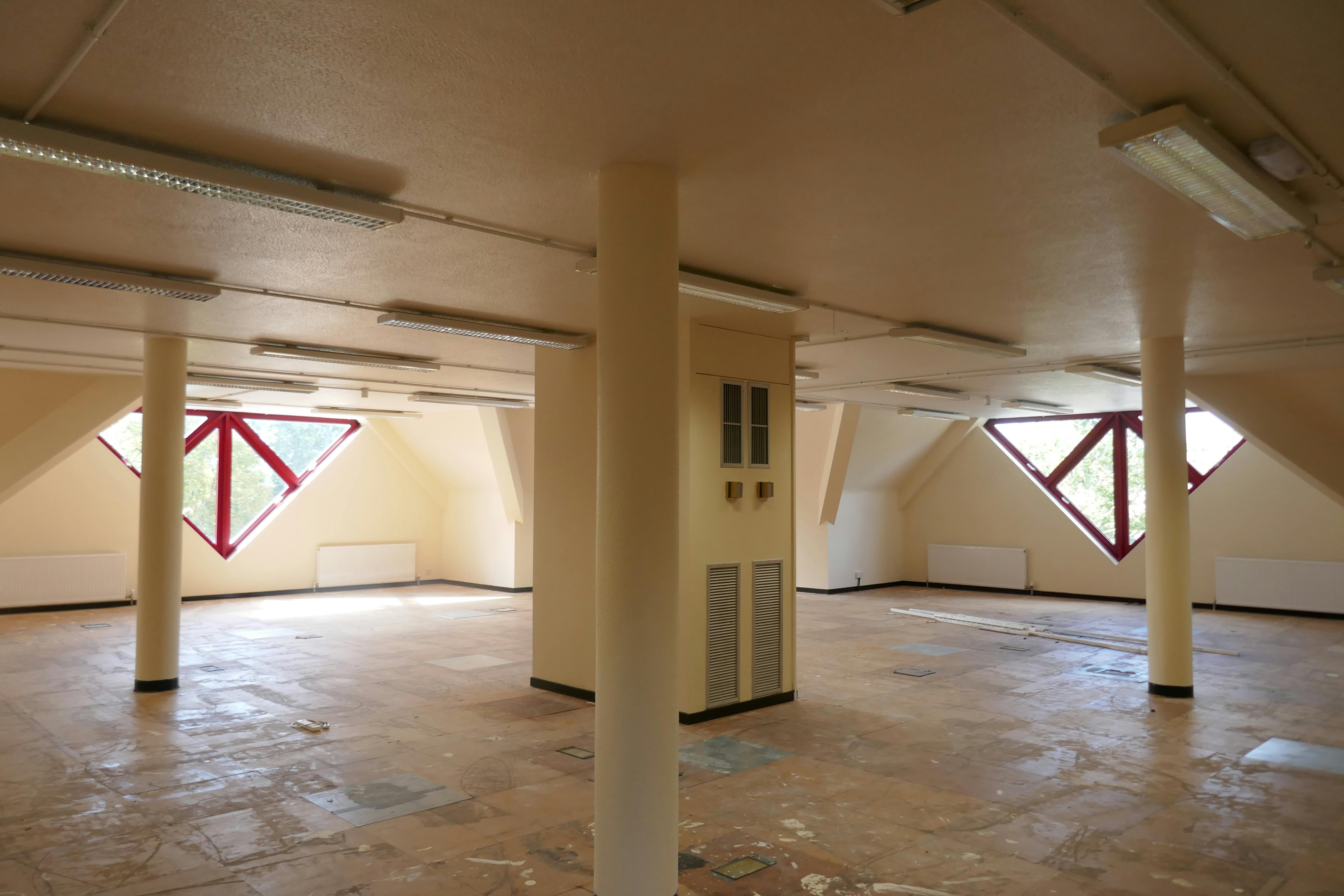 Borough Offices, Borough Offices, Bishop's College, Cheshunt, Offices To Let - P1050986.JPG