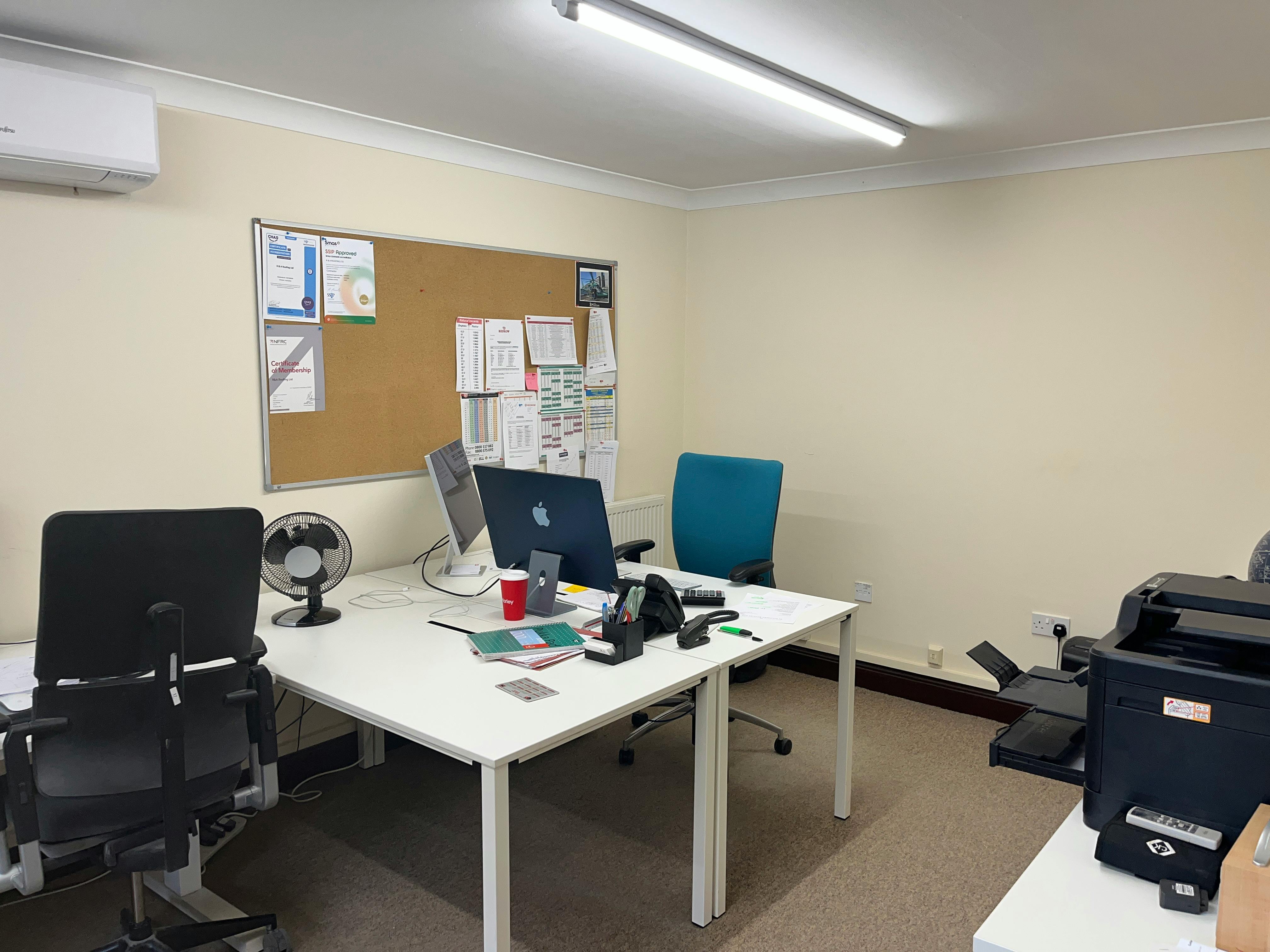 Office in Waterlooville - photo 2
