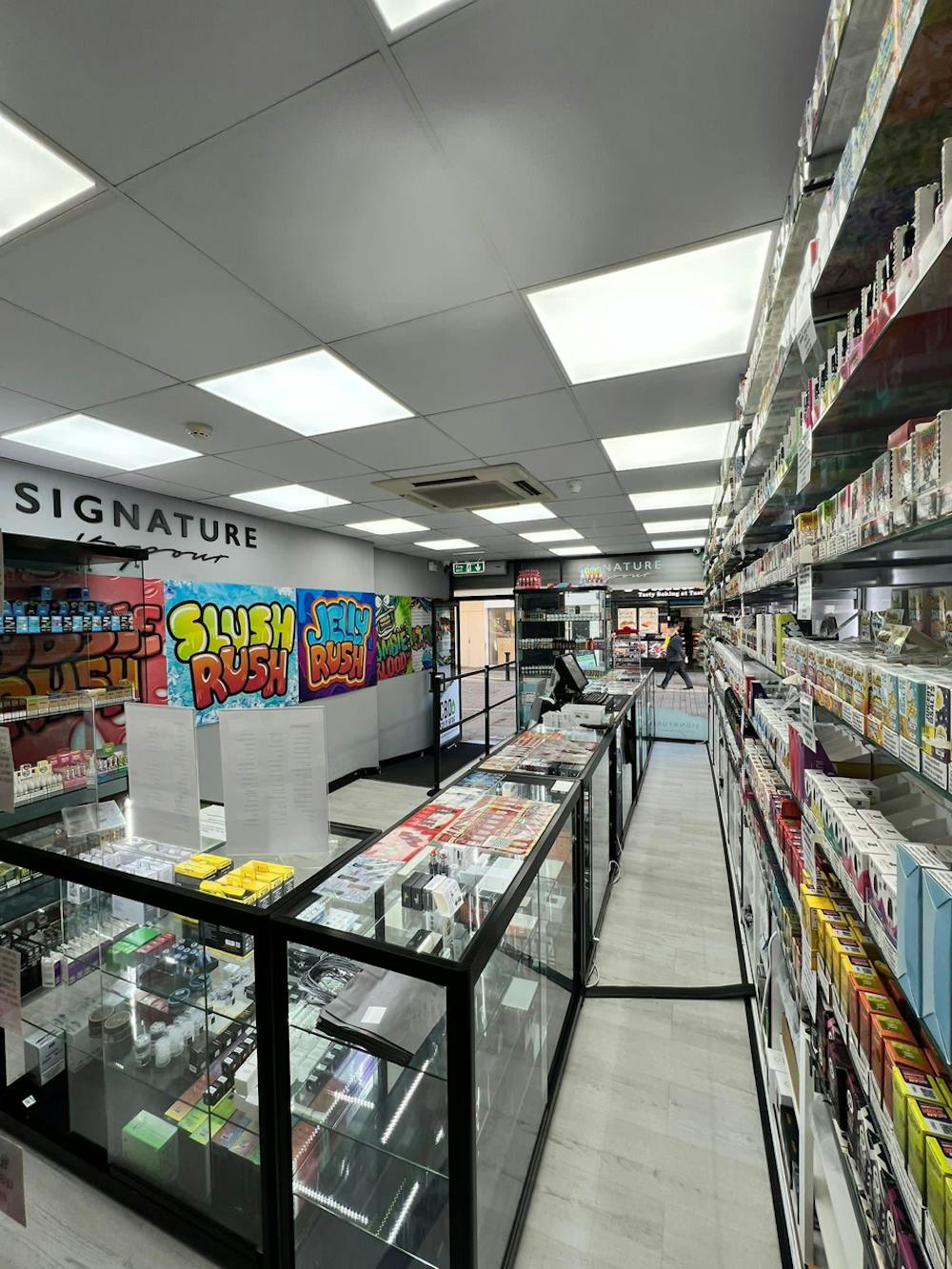 21 Market Street - Photo inside.png