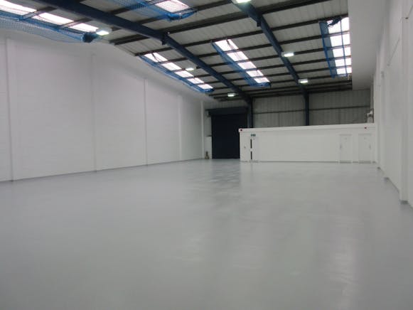 Unit D6, Sandown Industrial Park, Mill Lane, Esher, Industrial / Warehouse To Let - D6 Internal.JPG