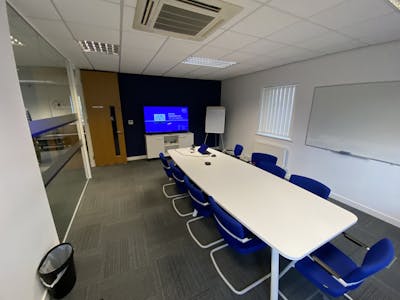 Unit 5, Meadow Court, Leeds, Office To Let - IMG_1065.jpg