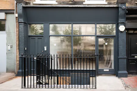 39 Marchmont Street, Bloomsbury, Retail To Let - p02.jpg
