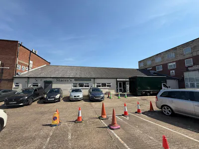 37 Websters Way, Rayleigh, Office / Retail To Let - WhatsApp Image 2026-08-28 at 11.28.13 (1).jpeg