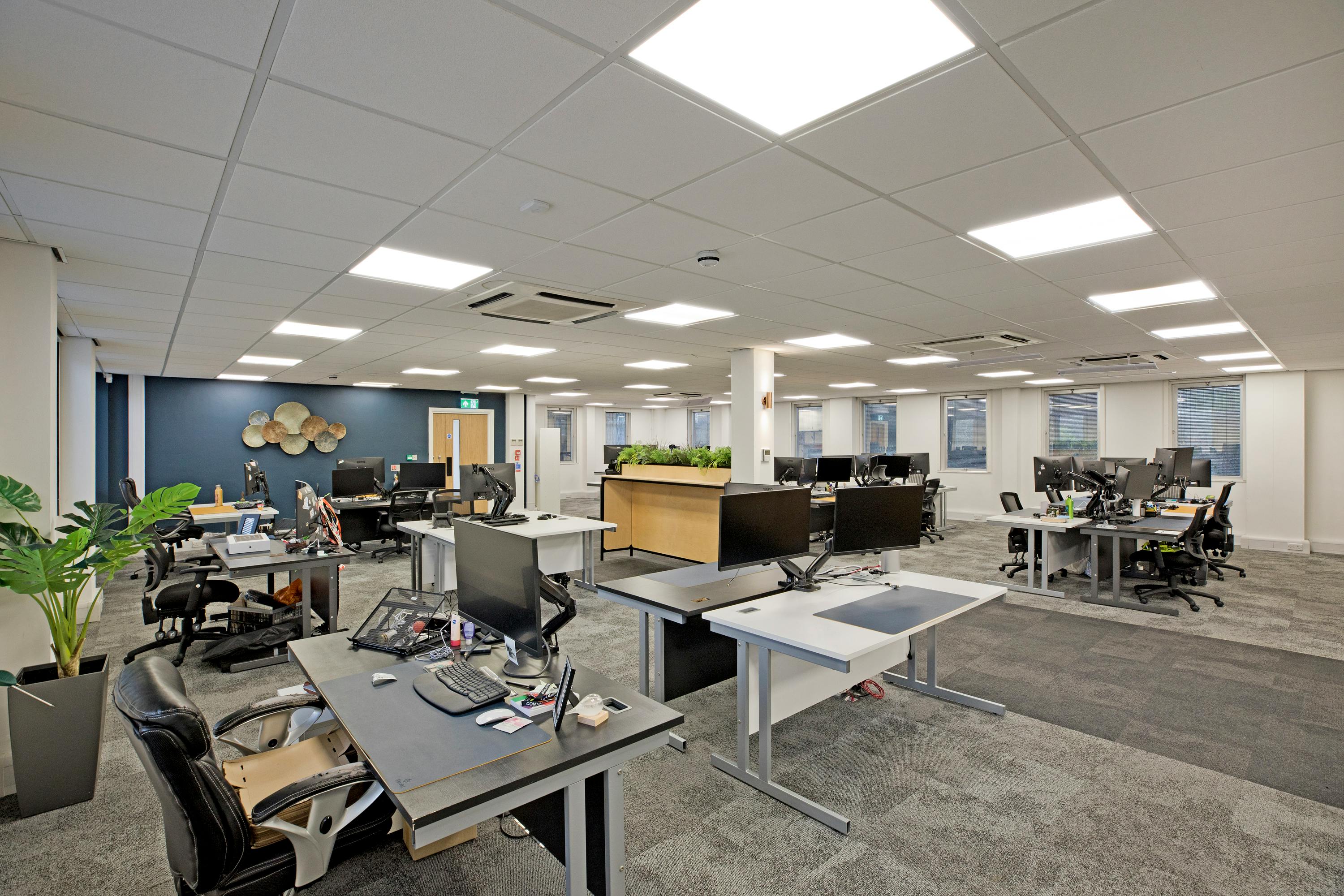 Springwood House, Leeds, Offices To Let - IMG_4124.jpg