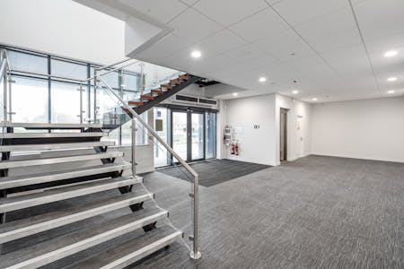 Temple House, Leeds, Office To Let - DSC09848.jpg