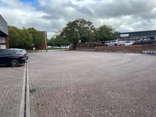 Unit 2 The Business Centre, Wokingham, Industrial / Warehouse To Let - Yard.jpg