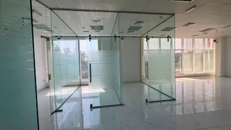Beach One, 2601 Way - Shatti Al Qurum - Ref:#295749, Muscat, Office / Retail To Let - WhatsApp Image 2026-07-09 at 10.15.31 AM (3).jpeg