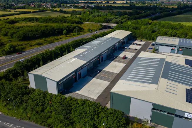 Unit 5, 6, Vantage 41, Aston Clinton, Industrial To Let - Vantage 41 - 26 - Photos.co.uk - WEBRES.JPG