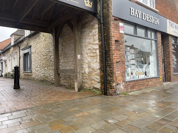 Unit 1 Merchant House, Royal Wootton Bassett, Retail To Let - IMG_0663.jpg