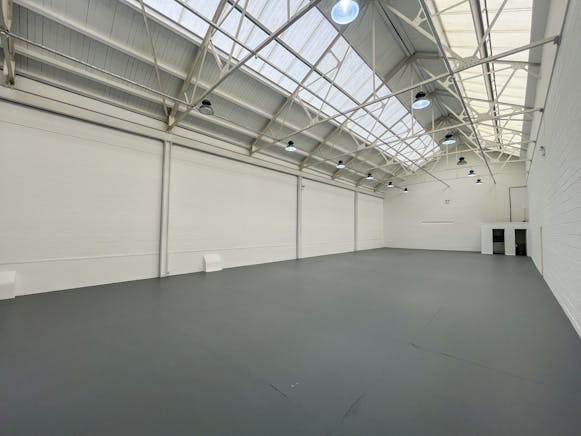 Unit 7, Atlas Business Centre, Staples Corner, Industrial / Warehouse To Let - 4.jpg