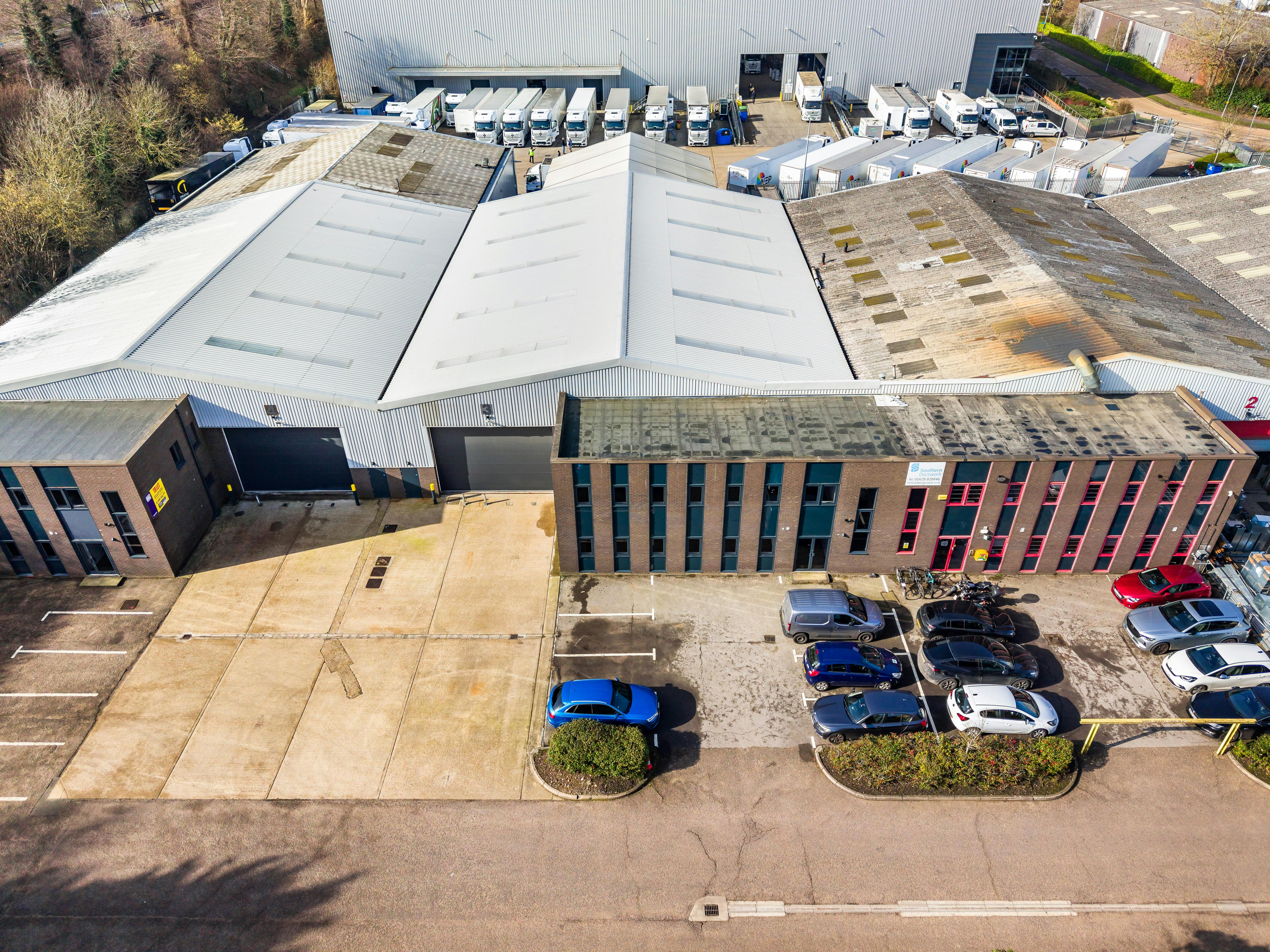 Units 3 & 4 Bracknell Business Centre, Downmill Road, Bracknell, Warehouse & Industrial To Let - DJI_20260225110319_0426_D.jpg