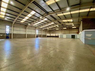 Unit 9, Severnlink Distribution Centre, Chepstow, Industrial To Let - 9 Severnlink 06.jpg