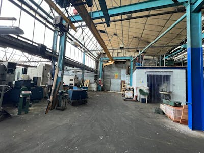 12 Faraday Road, Leigh-on-Sea, Industrial/Logistics / Open Storage To Let / For Sale - 5.jpg