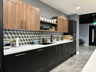 Apex, Forbury Road, Reading, Office To Let - Kitchen 1.jpeg