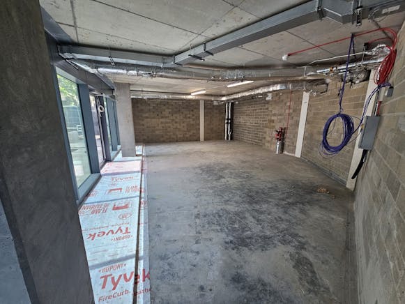 Aspen, 52 Marsh Wall, London, Health & Fitness / Health & Fitness / Restaurant / Retail To Let - IMG20250714WA0031.jpg