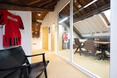 19 Waterside, 44-48 Wharf Road, Islington, Leisure / Office / Retail To Let / For Sale - MC4001-0133-HR.jpg
