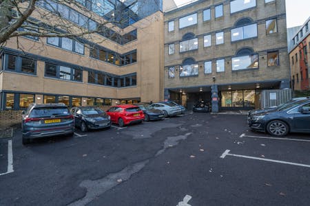 Crown House 2, Southampton, Office To Let - DSC07352.jpg