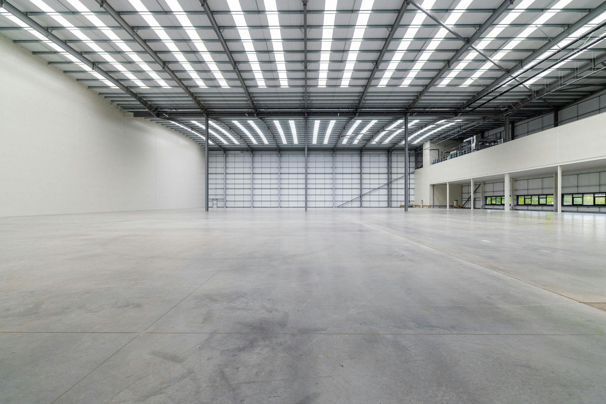 Panattoni Park Crawley, Fleming Way, Crawley, Warehouse & Industrial To Let - Eighty_PanPC_20251016_0500.jpg