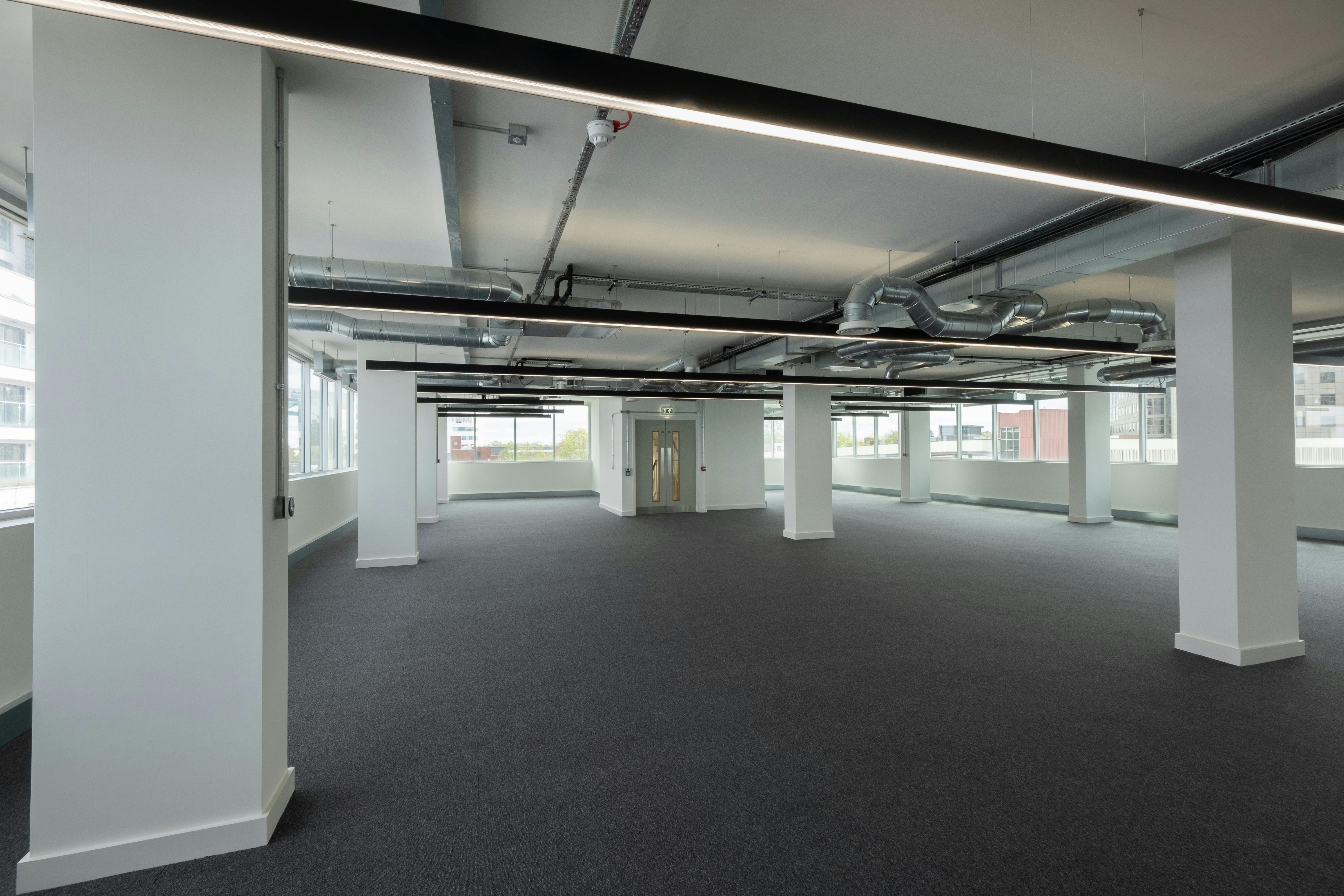 One Lexicon, Bracknell, Offices To Let - 21049_010 2.jpg