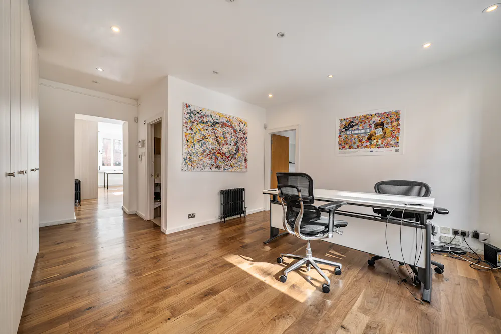 Unit 9, 1 Luke Street - 1525802 (3).jpg