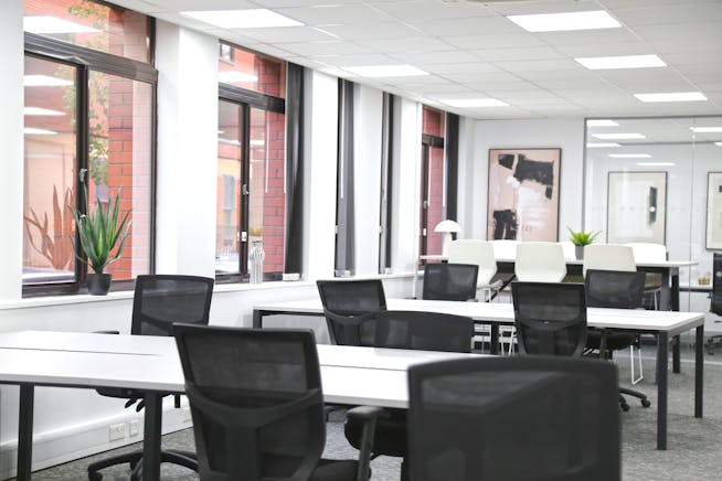 Oxford House, Leeds, Offices To Let - IMG_6967 edit.jpg