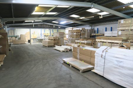 112-116 Church Road, Northolt, Industrial/Logistics To Let - IMG_2997.JPG