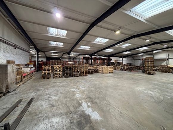 Roman House, North Way, Andover, Industrial / Industrial To Let - RHPicture9 - 22 12 2025.jpg