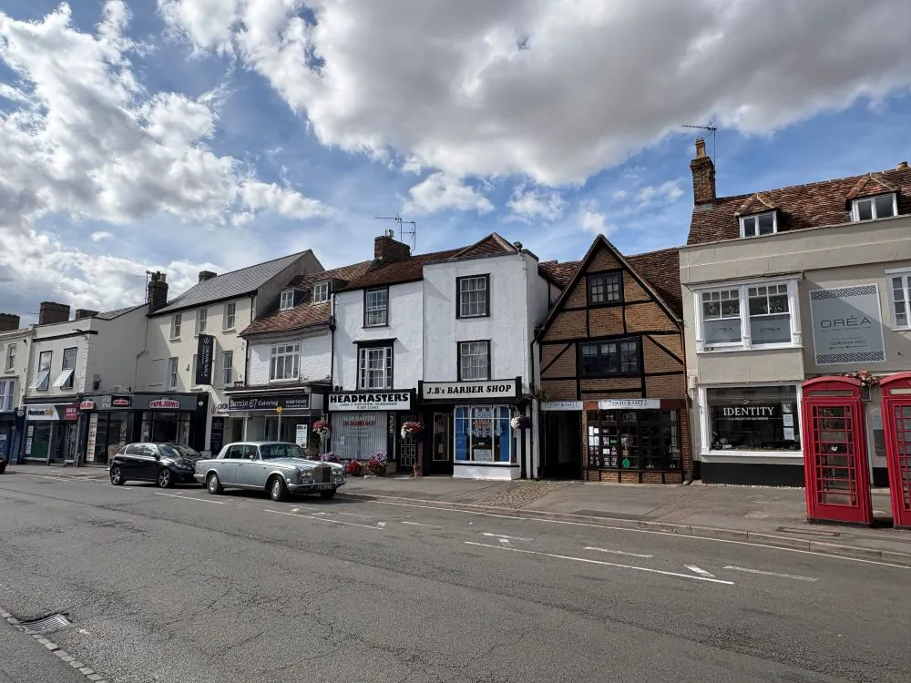 18 Market Square, Bicester, Office / Retail To Let - IMG_3542.jpg